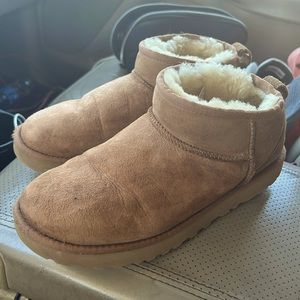 Tan UGG ultra minis